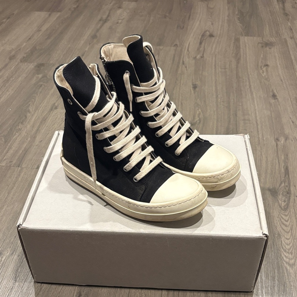 Rick Owens DRKSHDW Black Milk